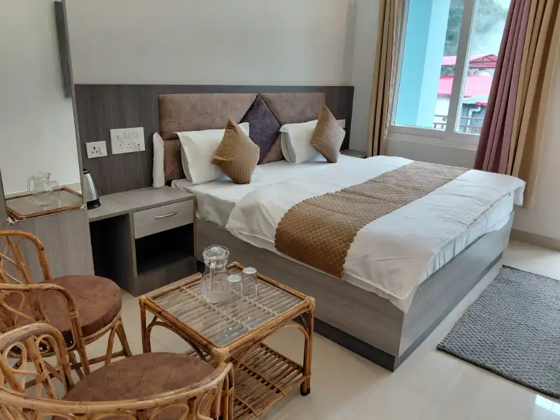 Room Image 4